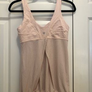 Lululemon tank